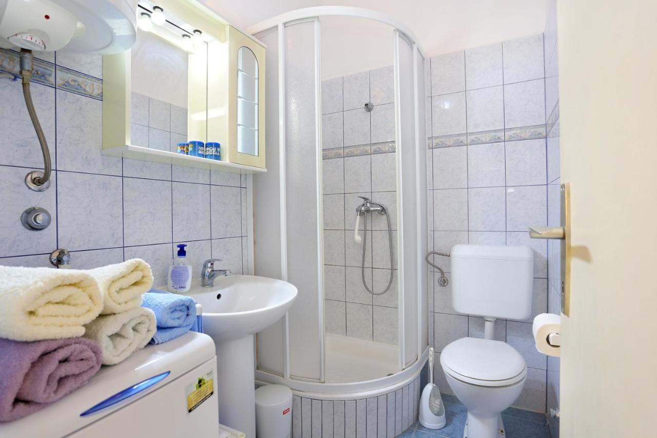 Apartments By The Sea Seget Donji, Trogir - 2029 Extérieur photo